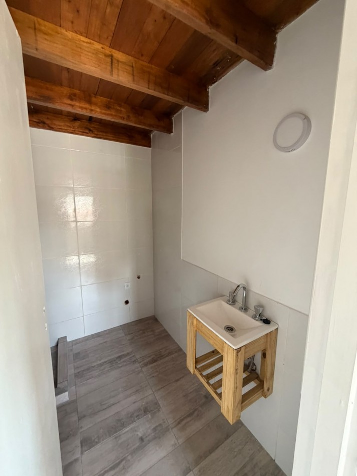 VENTA DUPLEX 2AMB RECICLADO CHACO al 2600