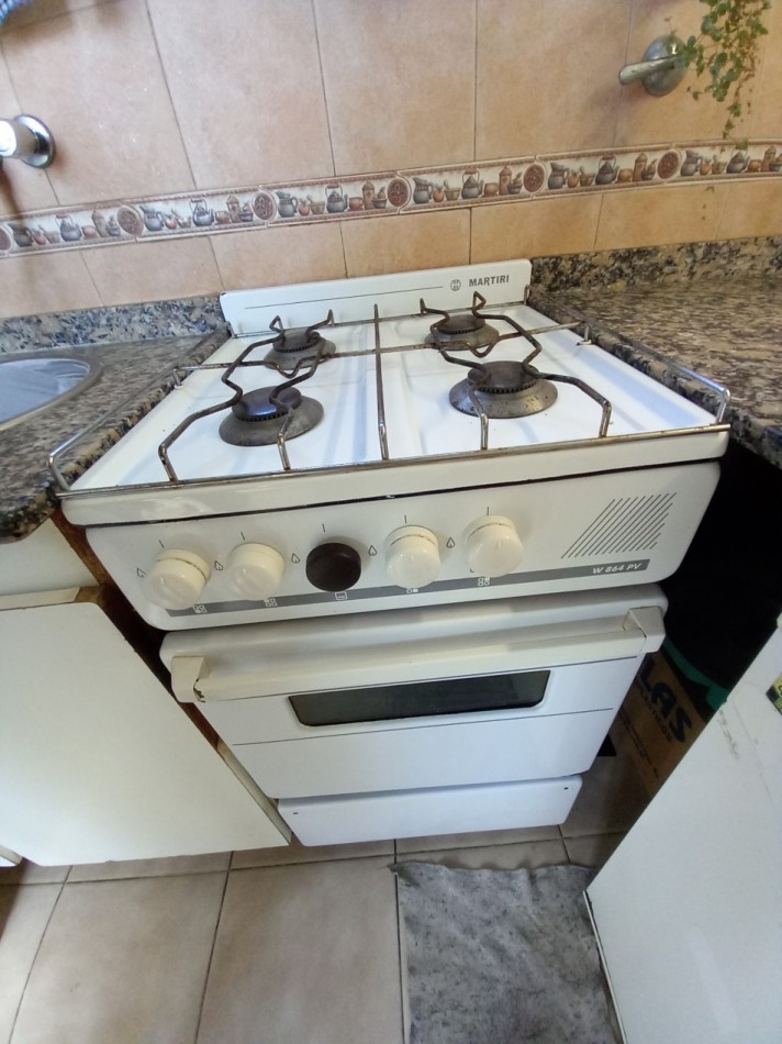 ALQUILER 1AMB FRENTE con BALCON SALIENTE CERRADO CENTRO 