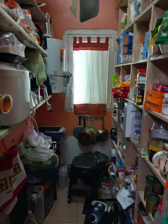 VENTA 2 CASAS en BLOCK-IDEAL para RELIZAR EDIFICIO-INVERSION-ESPAÑA y BOLIVAR