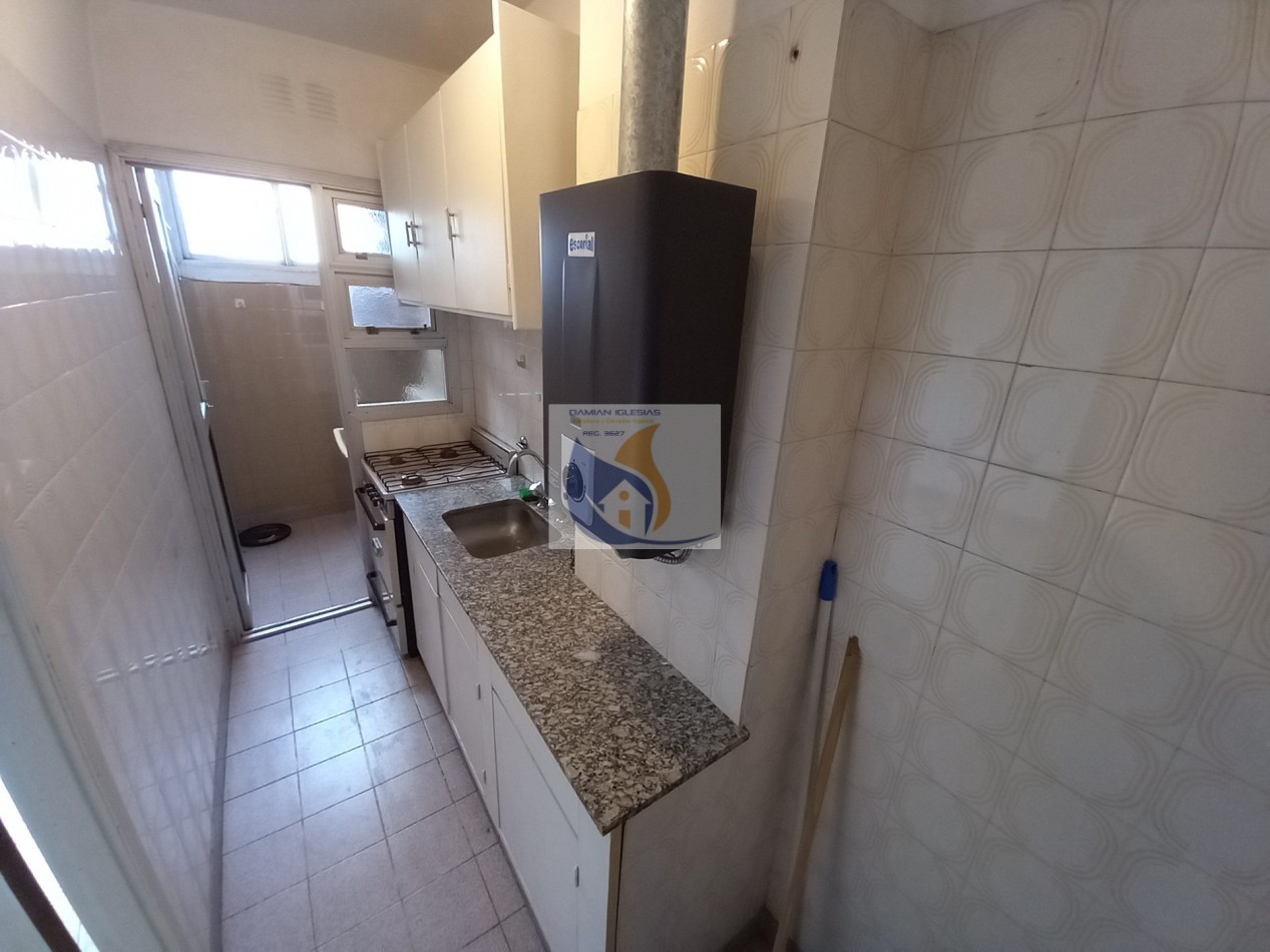 ALQUILER 3AMB ORIGINAL COCHERA 1° PISO por ESCALERA VISTA AL MAR GOLF 