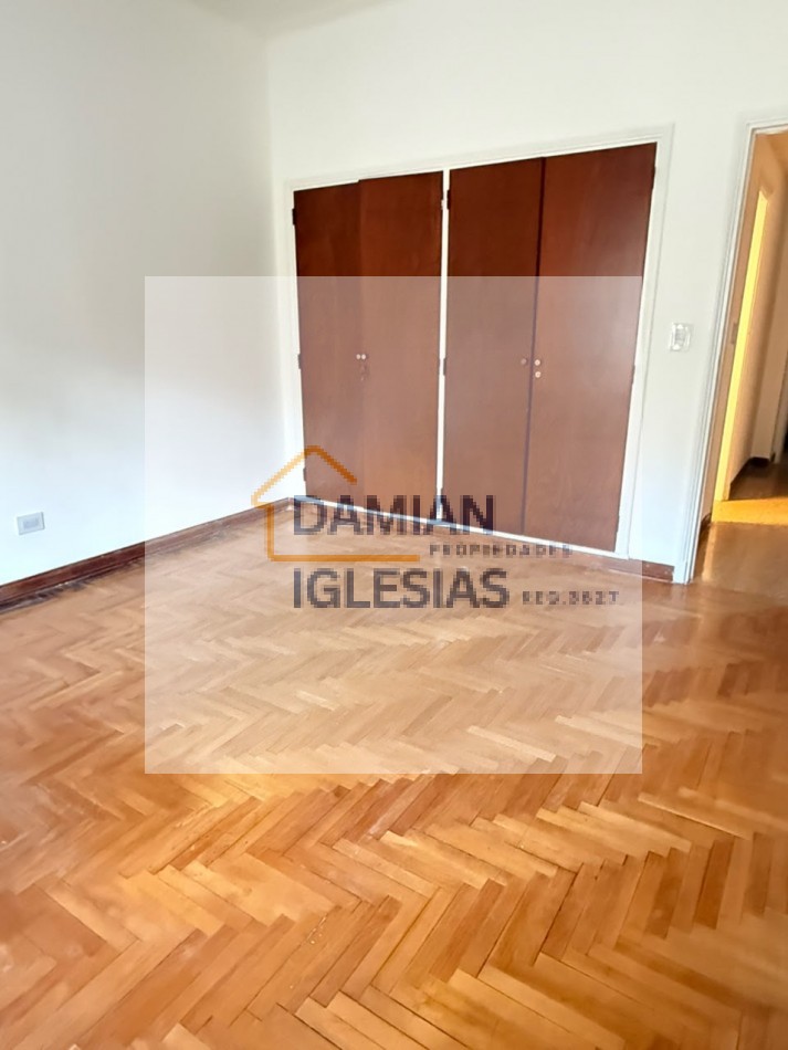 VENTA CHALET MARPLATENSE EXCELENTE A METROS de GUEMES y ALEM 