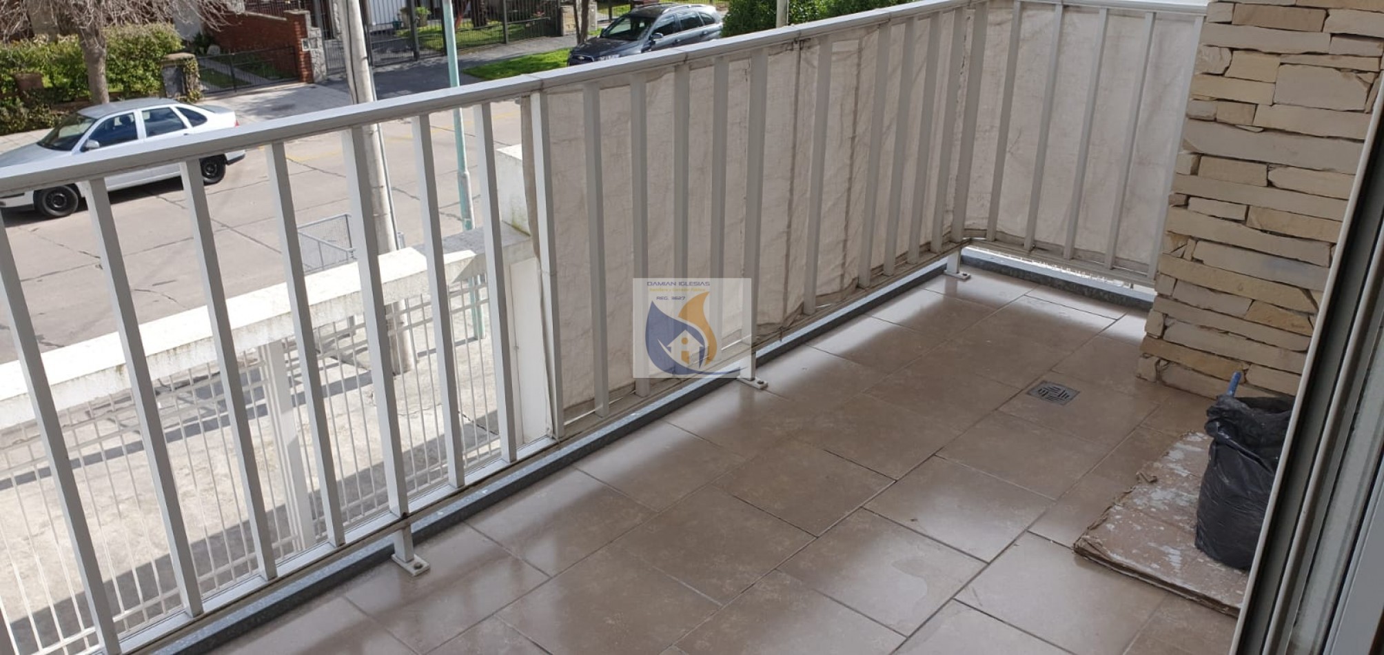 2AMB EXCELENTE por ESCALERA 2° Piso BALCON A METROS del MAR y Museo SIN MASCOTAS