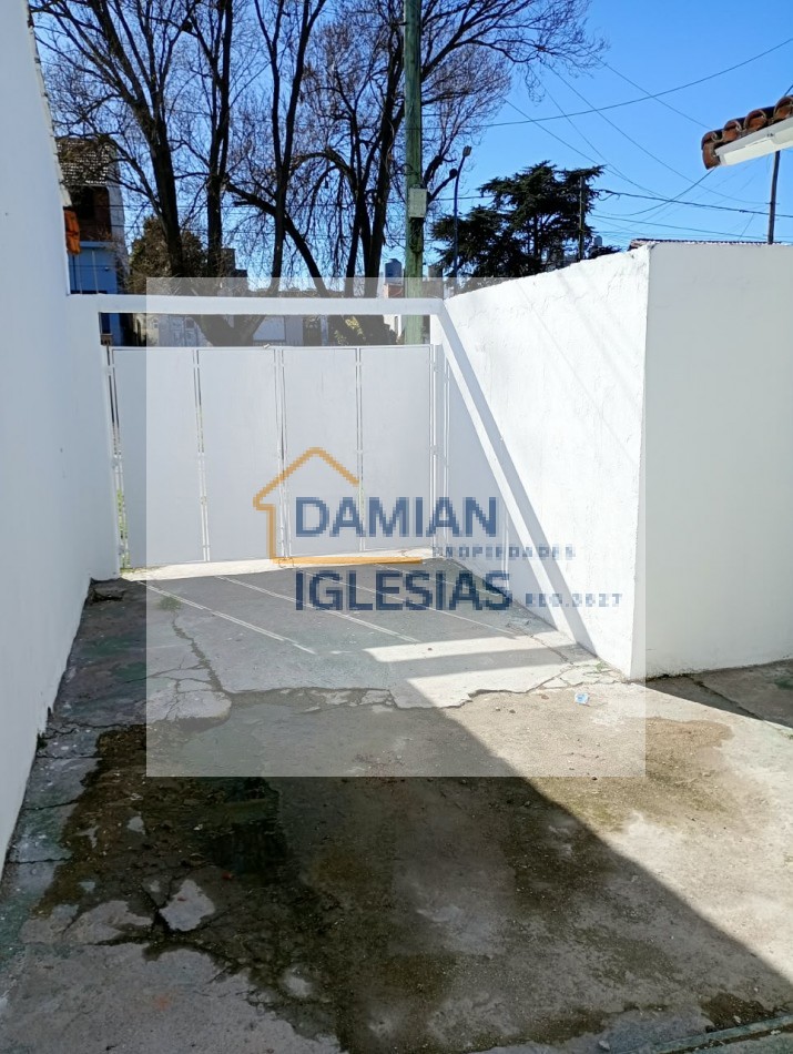 VENTA CASA 3AMB ORIGINAL LOTE PROPIO Babrio LAS AVENIDAS 