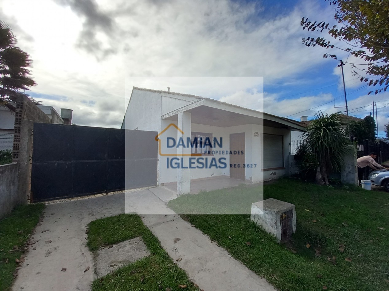 CASA 3AMB APTO CREDITO PERMUTA con GALPON PARQUE LOTE PROPIO