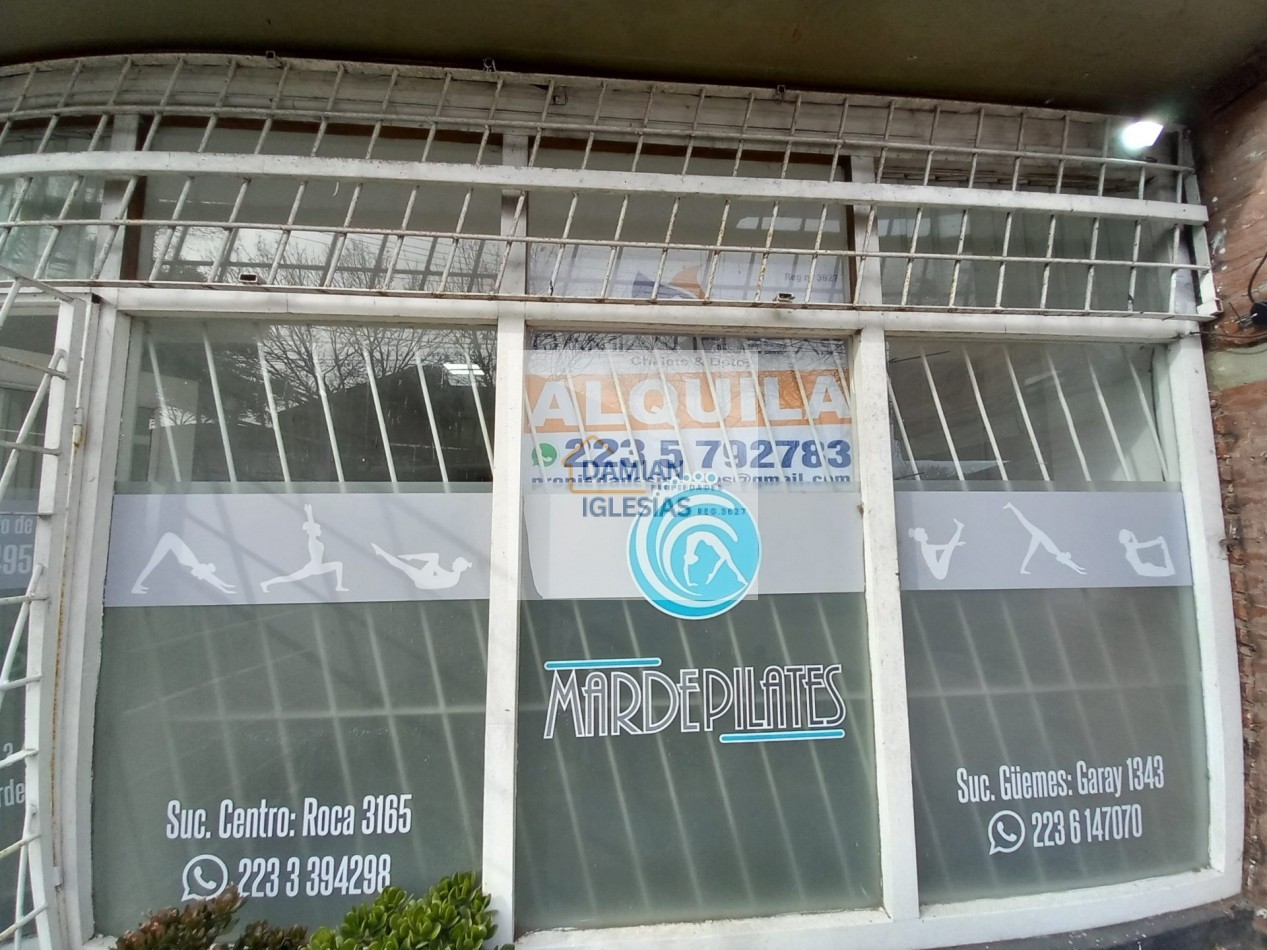 ALQUILER LOCAL FRENTE VIDRIADO BERNARDO DE IRIGOYEN 