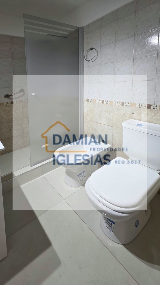VENTA 2AMB RECICLADO CENTRO BALCON 2 BAÑOS 