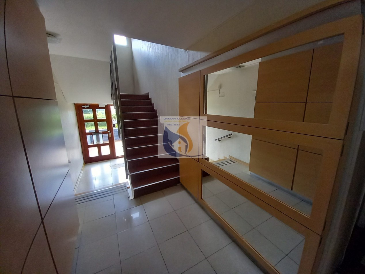 ALQUILER 3AMB ORIGINAL COCHERA 1° PISO por ESCALERA VISTA AL MAR GOLF 