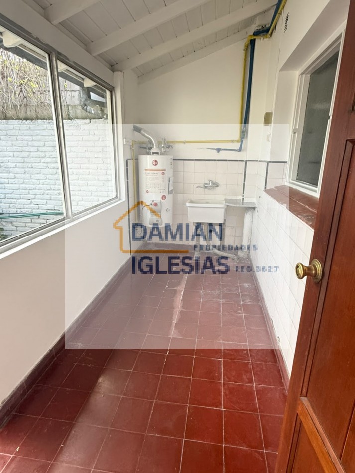VENTA CHALET MARPLATENSE EXCELENTE A METROS de GUEMES y ALEM 