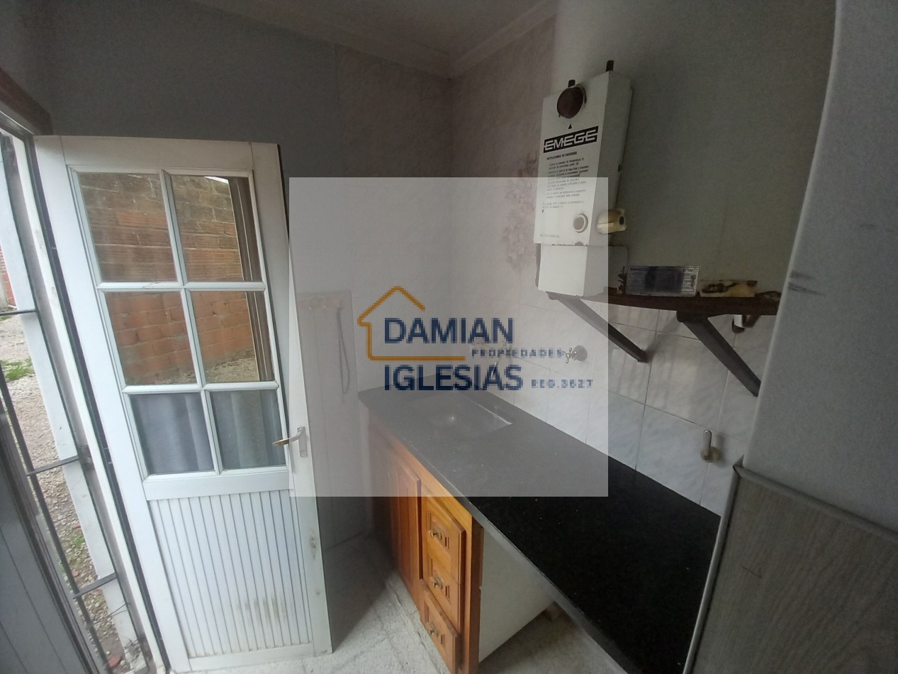 CASA 3AMB APTO CREDITO PERMUTA con GALPON PARQUE LOTE PROPIO