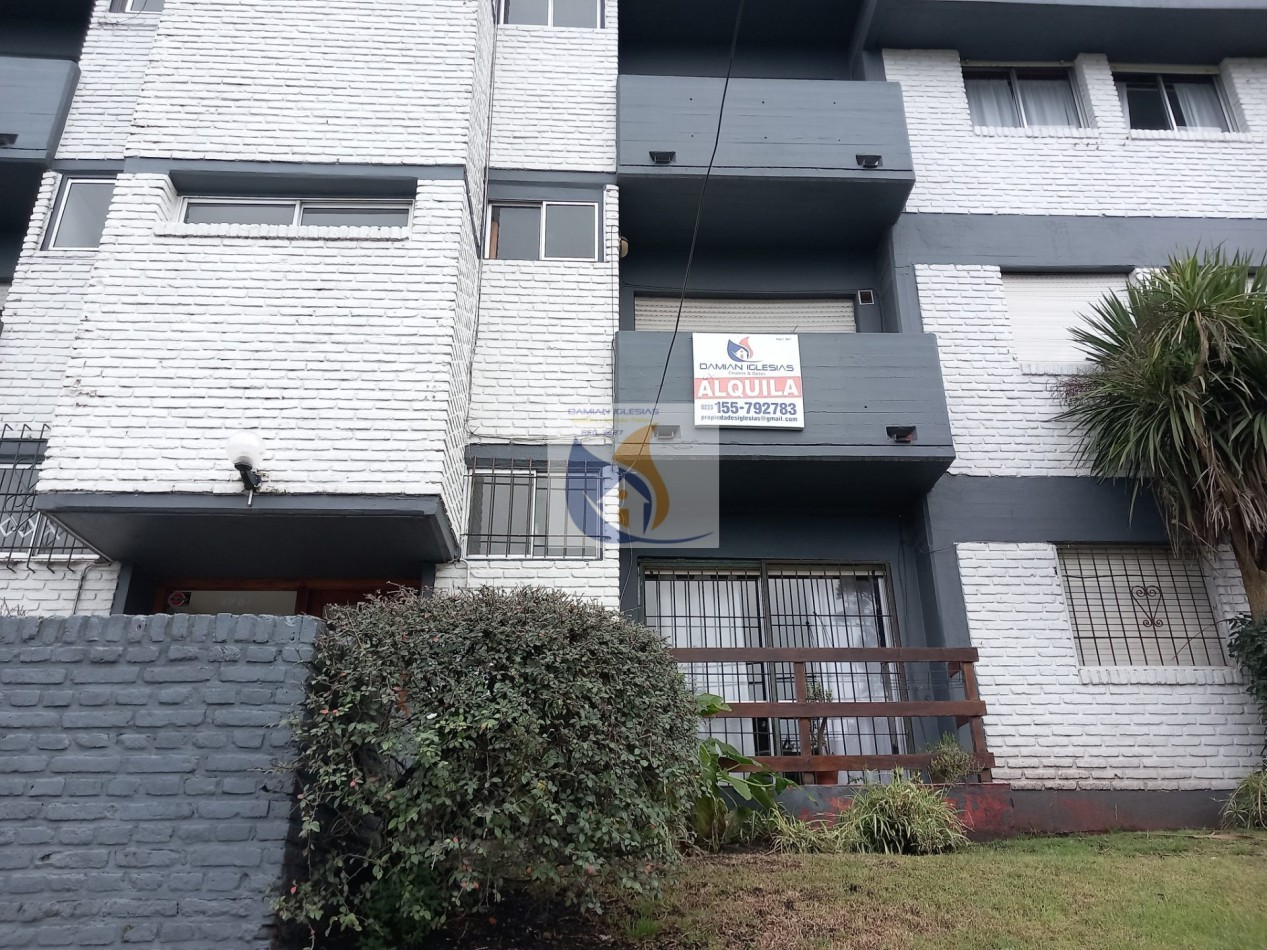 ALQUILER 3AMB ORIGINAL COCHERA 1° PISO por ESCALERA VISTA AL MAR GOLF 