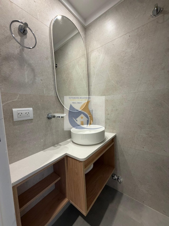  VENTA 4AMB RECICLADO COCHERA 3 BAÑOS CENTRO 