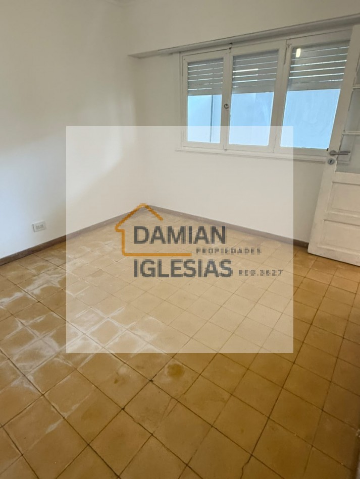 VENTA CHALET MARPLATENSE EXCELENTE A METROS de GUEMES y ALEM 