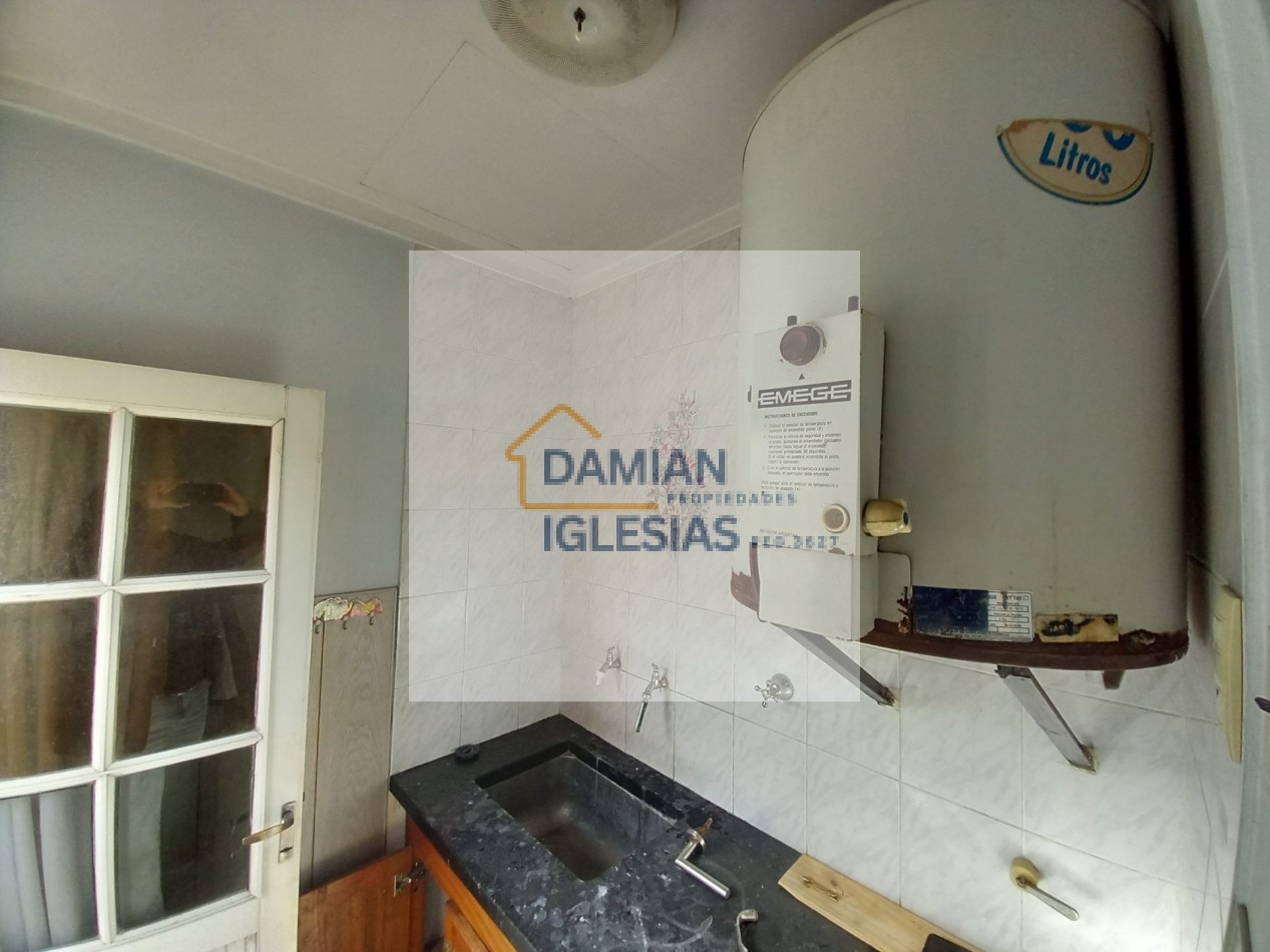 CASA 3AMB APTO CREDITO PERMUTA con GALPON PARQUE LOTE PROPIO