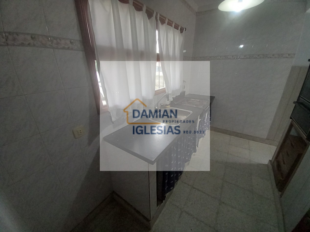 CASA 3AMB APTO CREDITO PERMUTA con GALPON PARQUE LOTE PROPIO