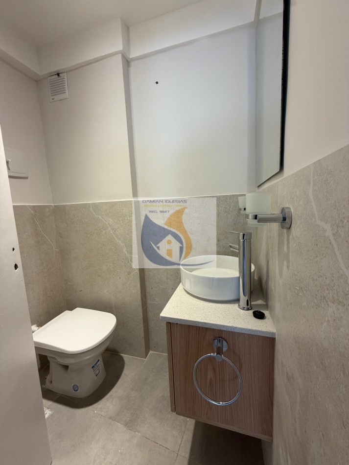  VENTA 4AMB RECICLADO COCHERA 3 BAÑOS CENTRO 