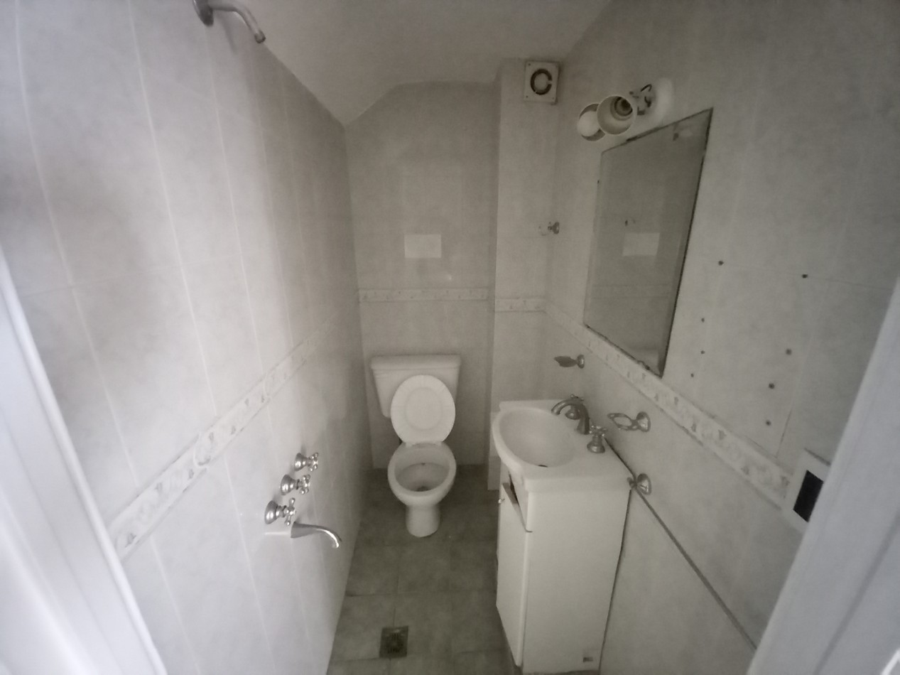 ALQUILER USO PROFESIONAL CASA 6AMB 3 BAÑOS COCHERA 