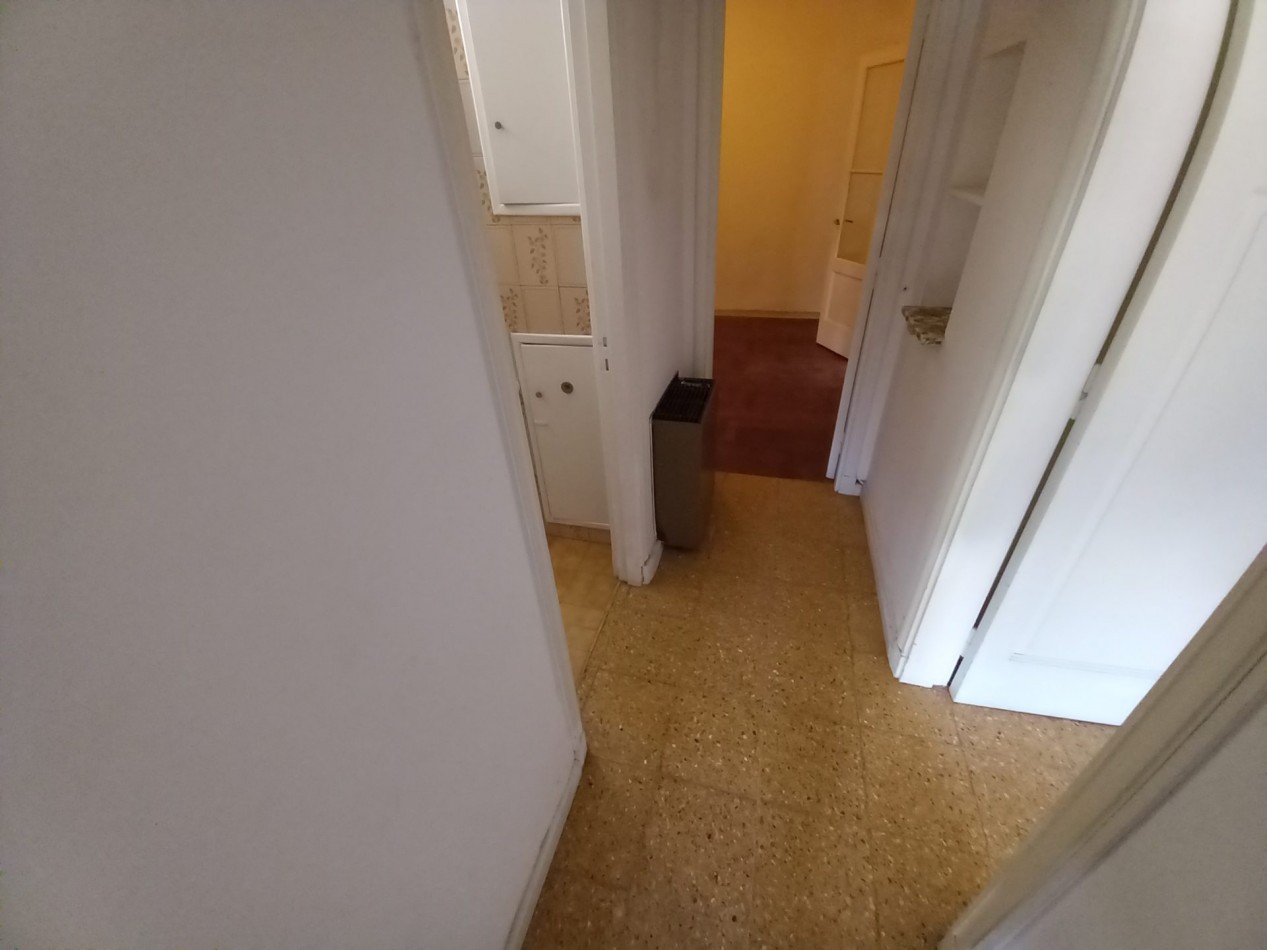 ALQUILER CASA ESTADO ORIGINAL 4AMB 2 BAÑOS COCHERA LOS TRONCOS 