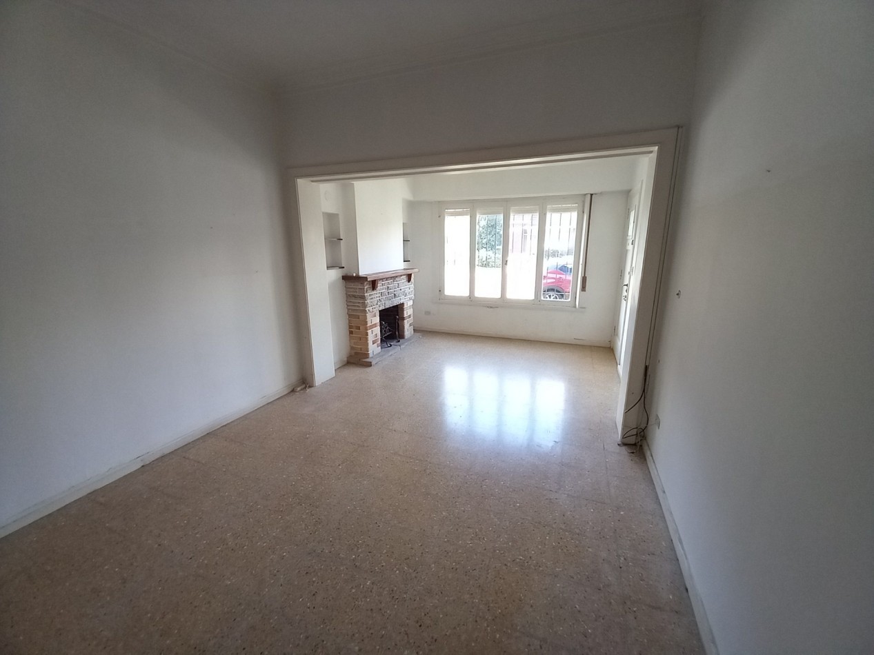 ALQUILER CASA ESTADO ORIGINAL 4AMB 2 BAÑOS COCHERA LOS TRONCOS 