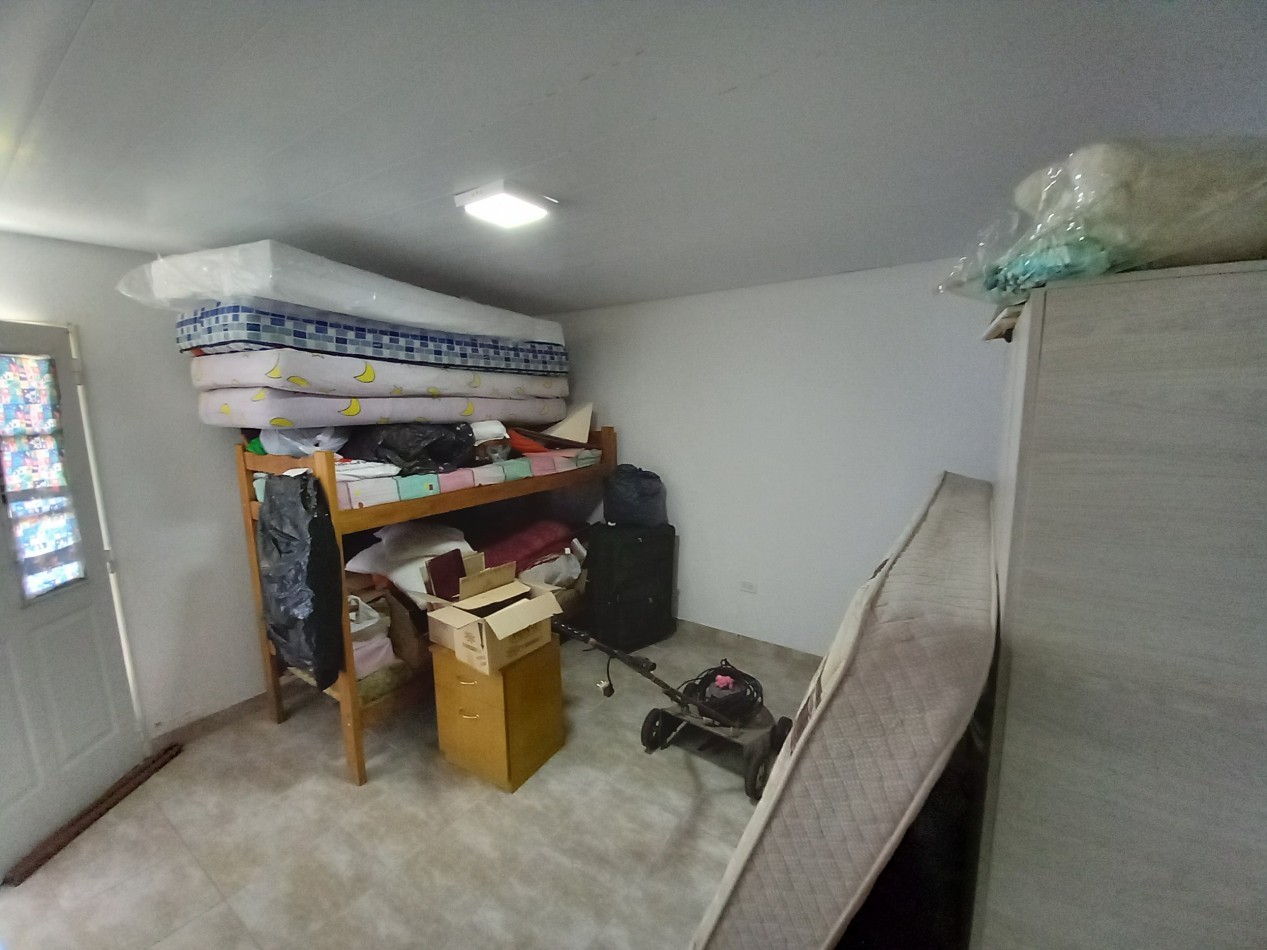 CASA 4AMB 2 BAÑOS PARQUE COCHERA y 1 DEPARTAMENTO A TERMINAR 