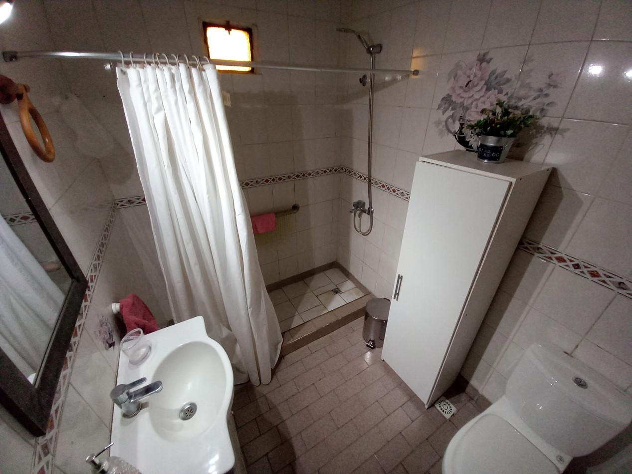 CASA 4AMB 2 BAÑOS PARQUE COCHERA y 1 DEPARTAMENTO A TERMINAR 