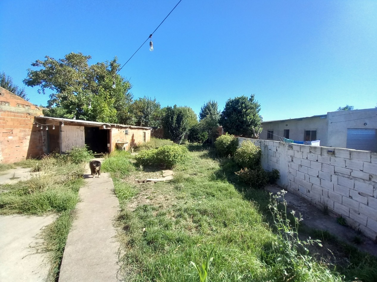 CASA 4AMB 2 BAÑOS PARQUE COCHERA y 1 DEPARTAMENTO A TERMINAR 
