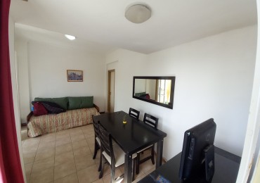 ALQUILER 1AMB FRENTE con BALCON SALIENTE CERRADO CENTRO 