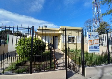 CASA 4AMB ESPACIO COCHERA PATIO PARRILLA SIN MUEBLES 