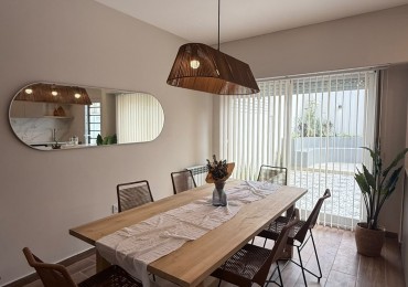 VENTA DUPLEX 4AMB RECICLADO PATIO COCHERA PARQUE LURO 